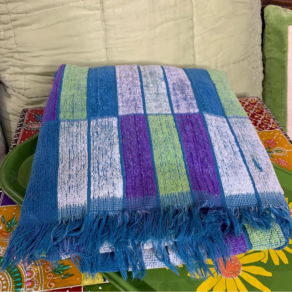 70s Color Block Towel *Torn* - Picture 2 of 7